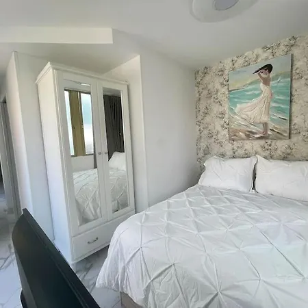 New Attic With Terrace And Air Conditioning At Canteras Parking Optional Apartmán