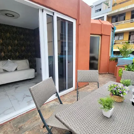 Apartmán New Attic With Terrace And Air Conditioning At Canteras Parking Optional Las Palmas de Gran Canaria
