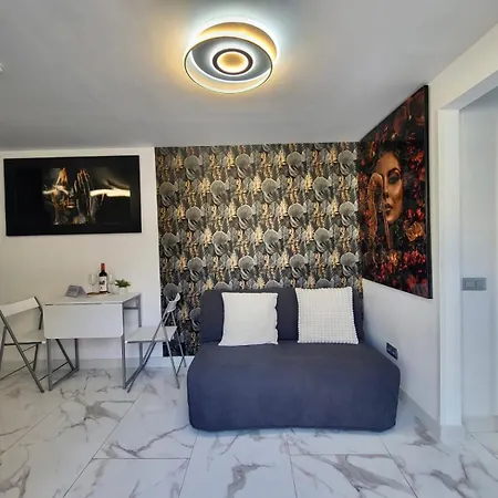 Apartmán New Attic With Terrace And Air Conditioning At Canteras Parking Optional